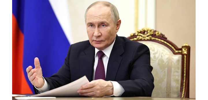 Президент Российской Федерации Владимир Путин поздравил профессоров и доцентов, преподавателей и ассистентов российских вузов с Днем преподавателя высшей школы!