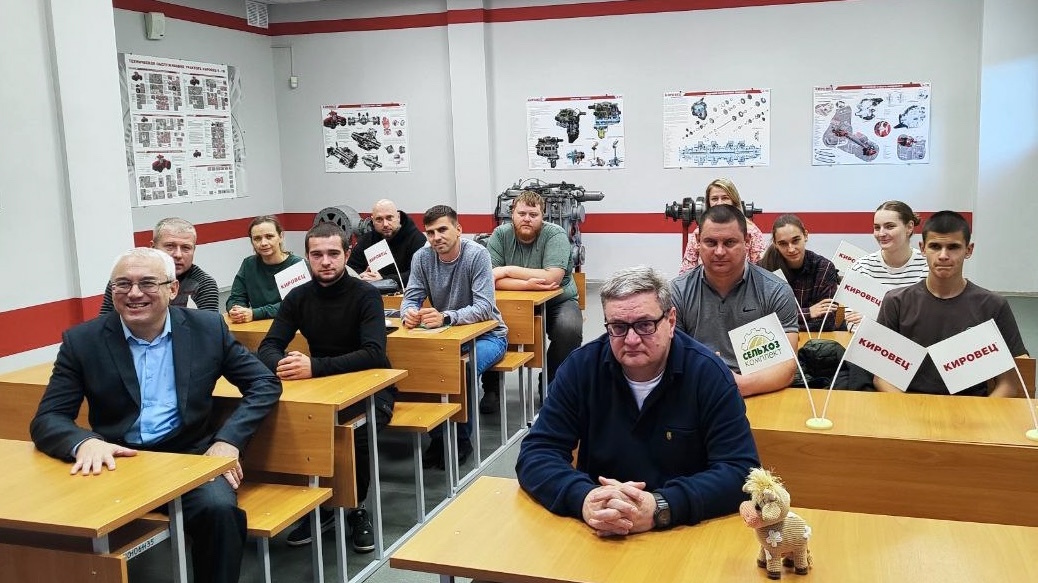 Участники Школы фермеров углубили свои знания в области сельского хозяйства благодаря насыщенной программе лекций.