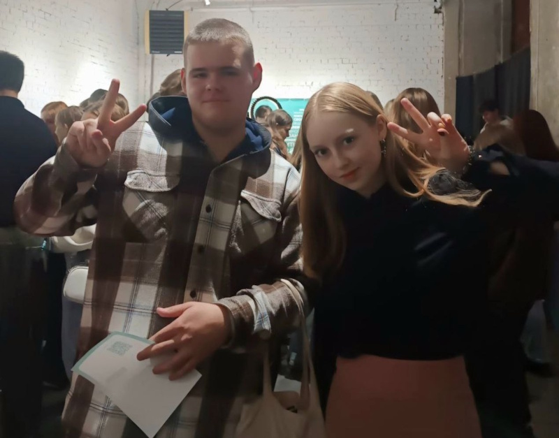 Наши студенты Жанна Налбандян и Денис Вахрушев стали участниками торжественного открытия 8-го сезона программы «Я в деле»!