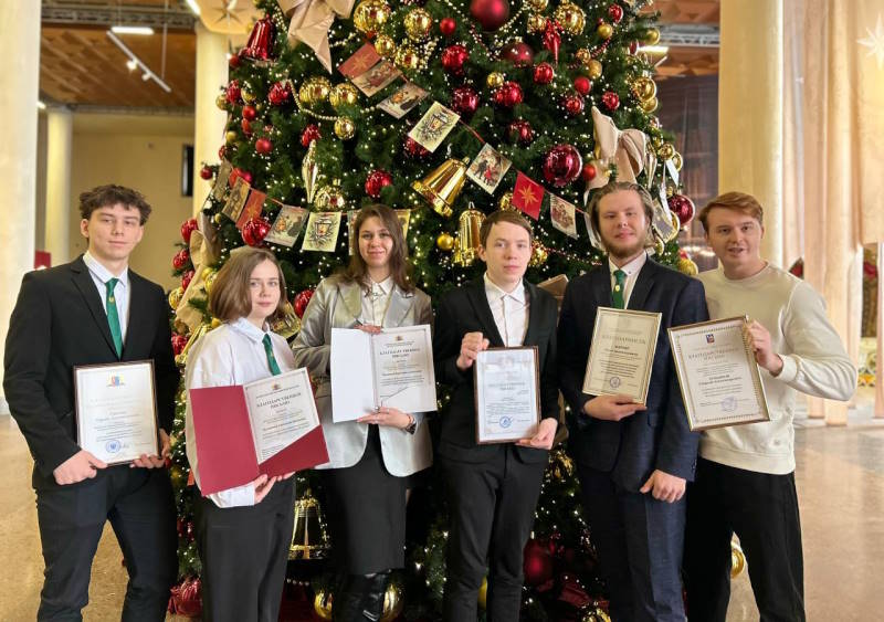 Поздравляем наших студентов с заслуженными наградами!