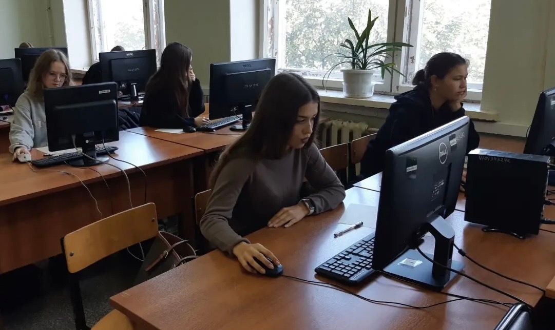 Студенты 1 курса СПО продолжают участие во Всероссийской проверочной работе по учебному предмету «История»!