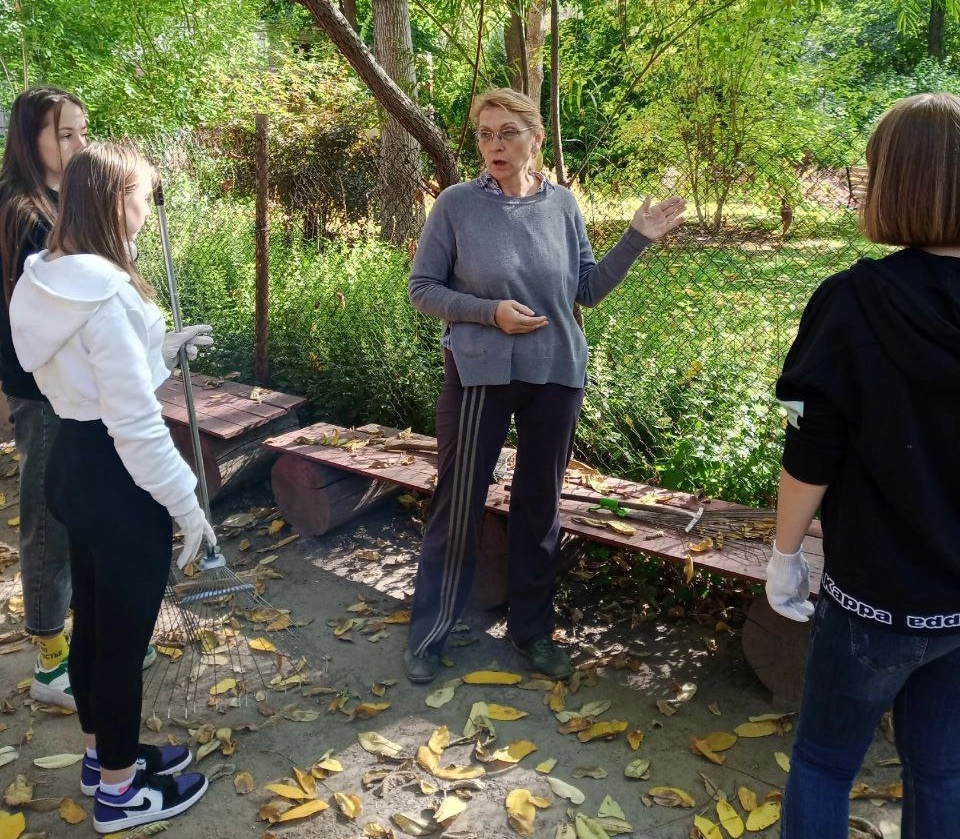 Осенний субботник в дендрарии Верхневолжского ГАУ 