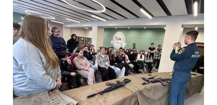 Сегодня для студентов Верхневолжского ГАУ состоялось важное патриотическое занятие в рамках программы «Основы безопасности и защиты Родины».