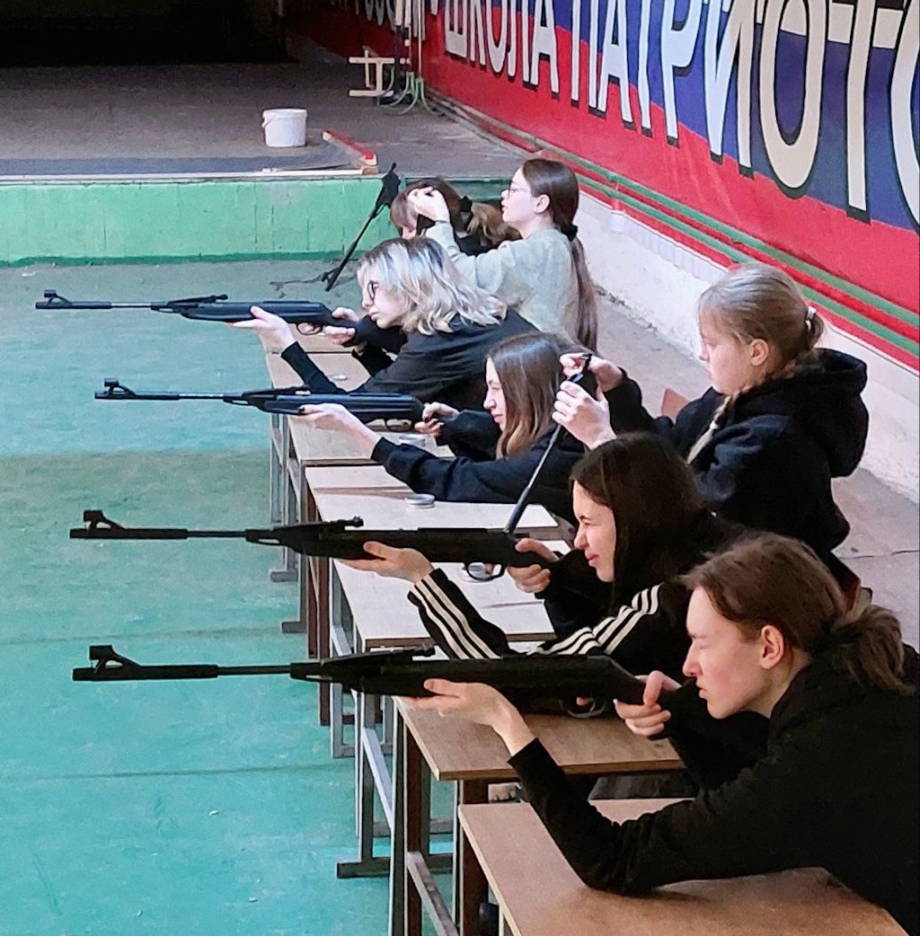 Внутривузовские соревнования по стрельбе!