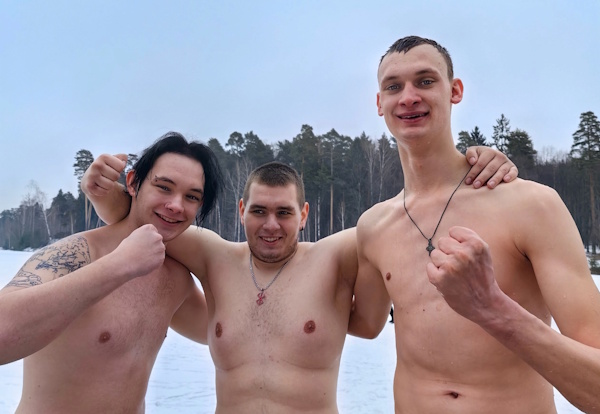 В минувшие выходные в Иванове состоялись соревнования по зимнему плаванию!