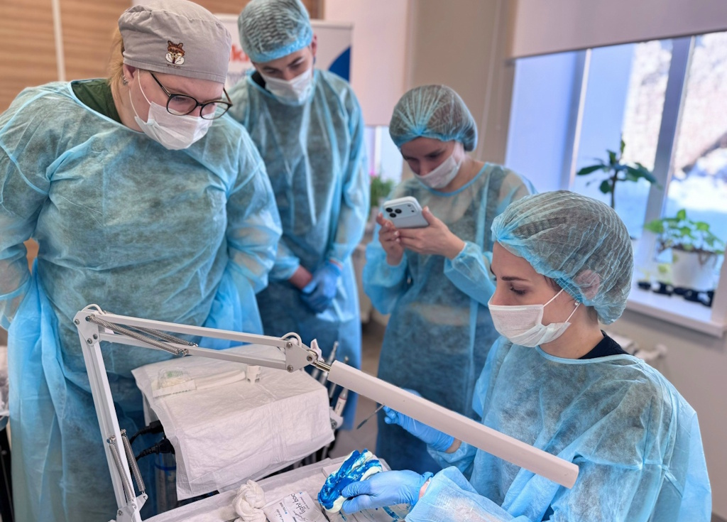 Доверяйте здоровье зубов питомцев профессионалам!