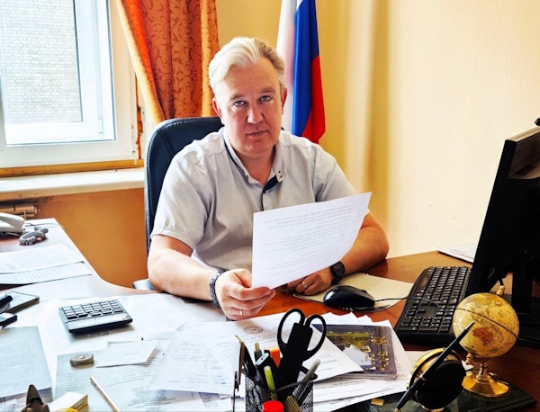 В университете прошла встреча Студенческого совета и совета общежития с проректором по АХР