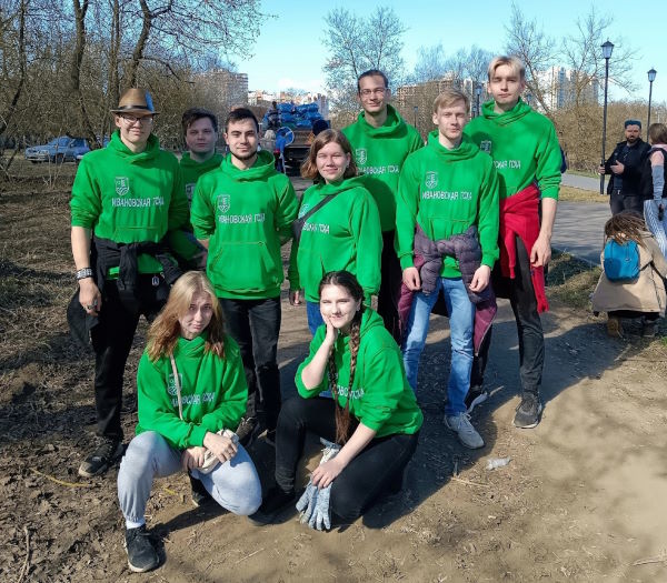 Сегодня День волонтера!