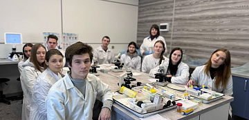 Наши студенты осваивают лабораторные методы исследования!