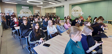 Верхневолжский ГАУ принял делегацию Ивановского дома национальностей во главе с директором Борисом Мурванидзе.